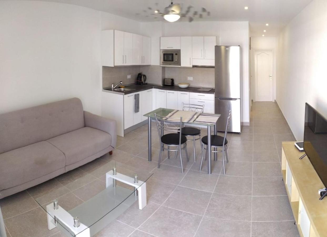 Modern 1 Bed Apartment Cristianos Arona  Exterior photo